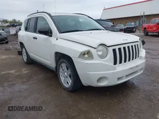 2007 Jeep Compass Sport with VIN 1J8FF47W27D138211, listed as a IAAI auction lot 41959389 with 165,834 mi miles. Bid and sale history available at carsss.com. Image 1.