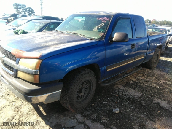 2003 Chevrolet Silverado 1500 Work Truck with VIN 1GCEC19X73Z189975, listed as a IAAI auction lot 40839326 with 264,500 mi miles. Bid and sale history available at carsss.com. Image 2.