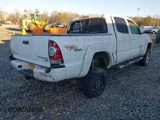 2011 Toyota Tacoma PreRunner with VIN 3TMJU4GN4BM120871, listed as a IAAI auction lot 41367953 with Not Provided miles and . Bid and sale history available at DreamBid. Image 4.
