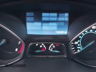 2015 Ford Escape SE with VIN 1FMCU0GXXFUB96076, listed as a IAAI auction lot 40914596 with 134,066 mi miles. Bid and sale history available at carsss.com. Image 7.