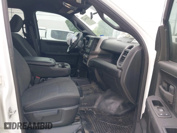 2022 Ram 2500 Tradesman with VIN 3C6UR5CL3NG130973, listed as a IAAI auction lot 42159421 with 156,800 mi miles. Bid and sale history available at carsss.com. Image 5.