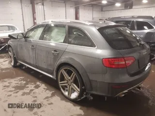 2013 Audi allroad Premium Plus with VIN WA1UFAFL6DA152026, listed as a IAAI auction lot 41623314 with 182,791 mi miles. Bid and sale history available at carsss.com. Image 3.