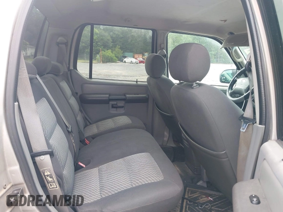 2003 Ford Explorer Sport Trac XLS with VIN 1FMDU67E73UB57656, listed as a IAAI auction lot 42459987 with 205,400 mi miles and . Bid and sale history available at DreamBid. Image 8.