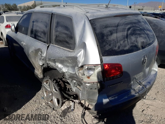2007 Volkswagen Touareg V6 with VIN WVGZE77L77D004272, listed as a Copart auction lot 83291304 with 151,302 mi miles and Non Repairable. Bid and sale history available at DreamBid. Image 2.