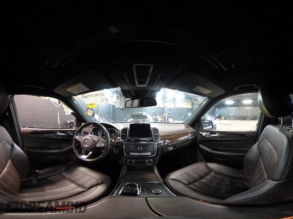 2019 Mercedes-Benz GLS 450 с VIN 4JGDF6EE4KB189021, выставлен на аукционе IAAI как лот 41913730 с пробегом 72 476 миль миль и . История ставок и продаж доступна на DreamBid. Изображение 18.