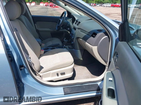 2011 Ford Fusion Hybrid with VIN 3FADP0L37BR264490, listed as a IAAI auction lot 42253495 with 112,866 mi miles and . Bid and sale history available at DreamBid. Image 5.