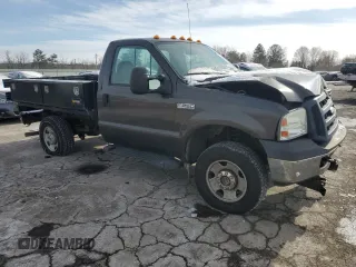 2007 Ford F-250 XL with VIN 1FTNF21597EA76663, listed as a Copart auction lot 41736475 with 163,956 mi miles and Salvage Title. Bid and sale history available at DreamBid. Image 4.