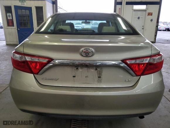 2016 Toyota Camry XLE with VIN 4T4BF1FKXGR584336, listed as a Copart auction lot 48953995 with 82,731 mi miles and Salvage Title. Bid and sale history available at carsss.com. Image 6.