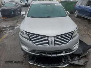 2017 Lincoln MKC Select z VIN 5LMTJ2DHXHUL40310, wystawiony jako Copart lot #72593264 z przebiegiem 73 989 mil mil oraz Czysty tytuł • Clean title. Historia ofert i sprzedaży dostępna na DreamBid. Obrazek 5.