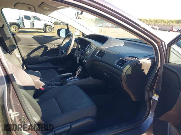 2014 Honda Civic LX z VIN 19XFB2F55EE271332, wystawiony jako IAAI lot #41644847 z przebiegiem 161 567 mil mil oraz . Historia ofert i sprzedaży dostępna na DreamBid. Obrazek 5.
