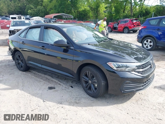 2024 Volkswagen Jetta SE with VIN 3VW7M7BU1RM063918, listed as a IAAI auction lot 42233127 with 12,903 mi miles and . Bid and sale history available at DreamBid. Image 1.