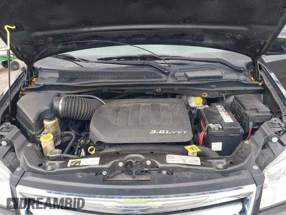 2016 Chrysler Town & Country Touring with VIN 2C4RC1BG6GR147583, listed as a IAAI auction lot 42178958 with 149,404 mi miles and . Bid and sale history available at DreamBid. Image 10.