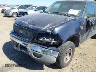 2001 Ford F-150 SuperCrew XLT with VIN 1FTRW08W81KF01853, listed as a IAAI auction lot 41850493 with 1 mi miles. Bid and sale history available at carsss.com. Image 6.