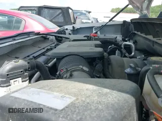 2021 Chevrolet Silverado 1500 LTZ z VIN 1GCUYGED4MZ315111, wystawiony jako IAAI lot #42439111 z przebiegiem 137 650 mil mil oraz . Historia ofert i sprzedaży dostępna na DreamBid. Obrazek 19.