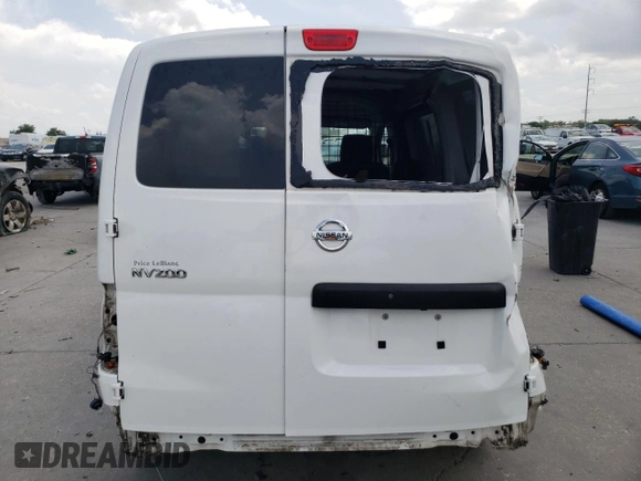 2020 Nissan NV200 SV with VIN 3N6CM0KN2LK699748, listed as a Copart auction lot 60076015 with 152,243 mi miles and Salvage title. Bid and sale history available at DreamBid. Image 6.