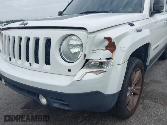 2016 Jeep Patriot Sport z VIN 1C4NJPBA1GD602541, wystawiony jako IAAI lot #42655146 z przebiegiem 140 142 mil mil oraz . Historia ofert i sprzedaży dostępna na DreamBid. Obrazek 6.