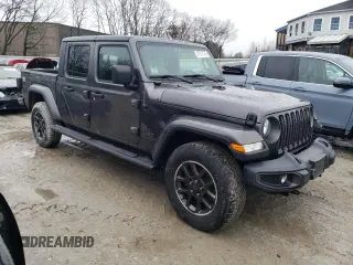 2021 Jeep Gladiator Willys with VIN 1C6HJTAG1ML519776, listed as a Copart auction lot 47517575 with 81,215 mi miles and Salvage title. Bid and sale history available at DreamBid. Image 4.
