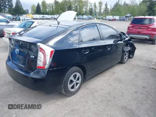 2015 Toyota Prius Four with VIN JTDKN3DUXF0407504, listed as a IAAI auction lot 42087137 with 125,352 mi miles. Bid and sale history available at carsss.com. Image 4.