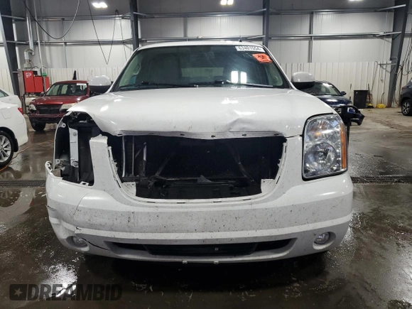 2014 GMC Yukon SLT with VIN 1GKS2CE01ER123696, listed as a Copart auction lot 63401554 with 177,174 mi miles and Salvage Title. Bid and sale history available at carsss.com. Image 5.