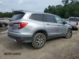 2021 Honda Pilot EX-L with VIN 5FNYF5H54MB018989, listed as a Copart auction lot 55721405 with 121,359 mi miles and Salvage Title. Bid and sale history available at carsss.com. Image 3.