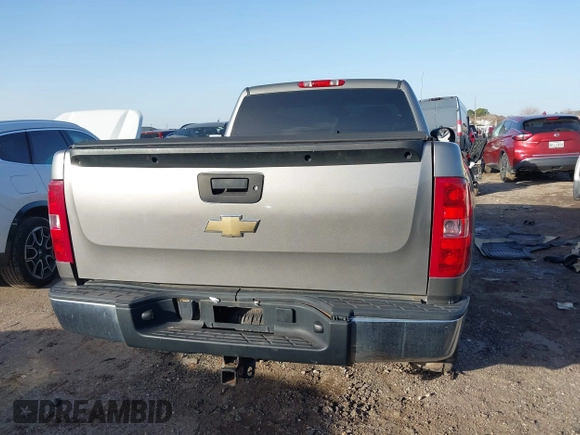 2007 Chevrolet Silverado 1500 1LT with VIN 1GCEK14097Z541862, listed as a IAAI auction lot 41360063 with 122,678 mi miles and . Bid and sale history available at DreamBid. Image 16.