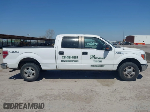 2014 Ford F-150 XL with VIN 1FTFW1EF6EKF63268, listed as a IAAI auction lot 41879267 with 234,003 mi miles. Bid and sale history available at carsss.com. Image 13.