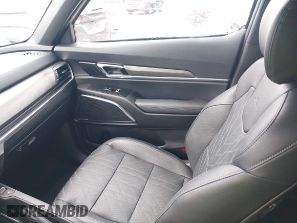 2023 Kia Telluride SX с VIN 5XYP5DGC3PG381080, выставлен на аукционе IAAI как лот 42323701 с пробегом 26 500 миль миль и . История ставок и продаж доступна на DreamBid. Изображение 5.