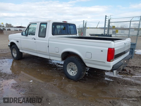 1995 Ford F-150 with VIN 1FTEX14N8SKB20438, listed as a IAAI auction lot 42048210 with 151,107 mi miles. Bid and sale history available at carsss.com. Image 3.
