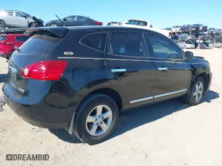 2013 Nissan Rogue S with VIN JN8AS5MT9DW515599, listed as a IAAI auction lot 41755971 with 132,852 mi miles. Bid and sale history available at carsss.com. Image 4.