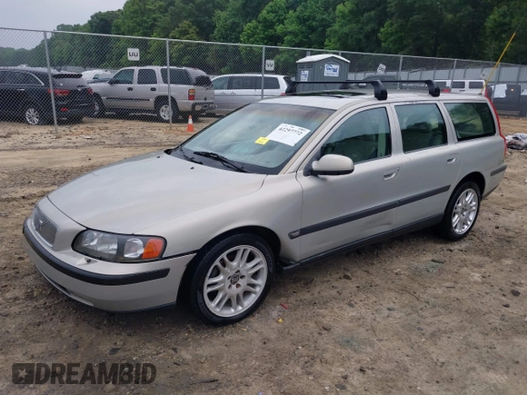 2002 Volvo V70 with VIN YV1SW58DX21185421, listed as a IAAI auction lot 42297772 with 176,460 mi miles and . Bid and sale history available at DreamBid. Image 2.