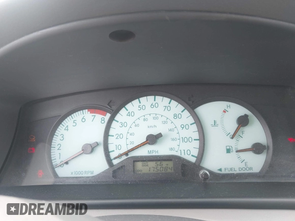 2004 Toyota Corolla CE with VIN 1NXBR32E84Z203320, listed as a IAAI auction lot 41851388 with 175,084 mi miles. Bid and sale history available at carsss.com. Image 7.