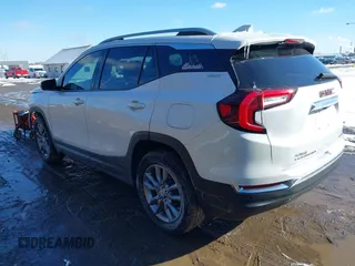 2022 GMC Terrain SLT with VIN 3GKALVEV3NL109435, listed as a IAAI auction lot 41633816 with 42,729 mi miles. Bid and sale history available at carsss.com. Image 3.