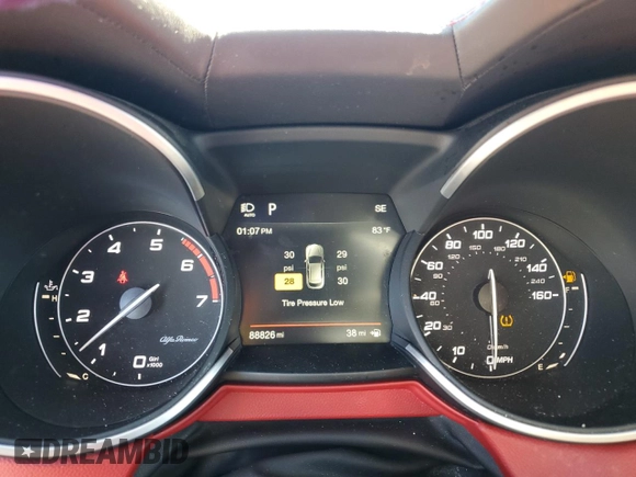 2019 Alfa Romeo Stelvio Ti Lusso z VIN ZASPAKBN2K7C49899, wystawiony jako Copart lot #77323474 z przebiegiem 88 826 mil mil oraz Szkoda całkowita • Salvage title. Historia ofert i sprzedaży dostępna na DreamBid. Obrazek 9.