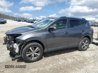 2018 Toyota RAV4 XLE z VIN JTMRFREV0JD238178, wystawiony jako Copart lot #53524375 z przebiegiem 138 144 mil mil oraz Szkoda całkowita • Salvage title. Historia ofert i sprzedaży dostępna na DreamBid. Obrazek 1.