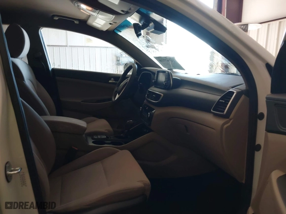 2019 Hyundai Tucson Value with VIN KM8J33A46KU066106, listed as a IAAI auction lot 41397738 with 41,717 mi miles. Bid and sale history available at carsss.com. Image 5.
