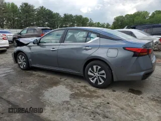 2023 Nissan Altima S z VIN 1N4BL4BV0PN304786, wystawiony jako Copart lot #56047525 z przebiegiem 43 687 mil mil oraz Szkoda całkowita • Salvage title. Historia ofert i sprzedaży dostępna na DreamBid. Obrazek 2.