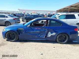 2009 BMW M3 with VIN WBSWD93589P361242, listed as a IAAI auction lot 41454276 with 153,175 mi miles. Bid and sale history available at carsss.com. Image 6.