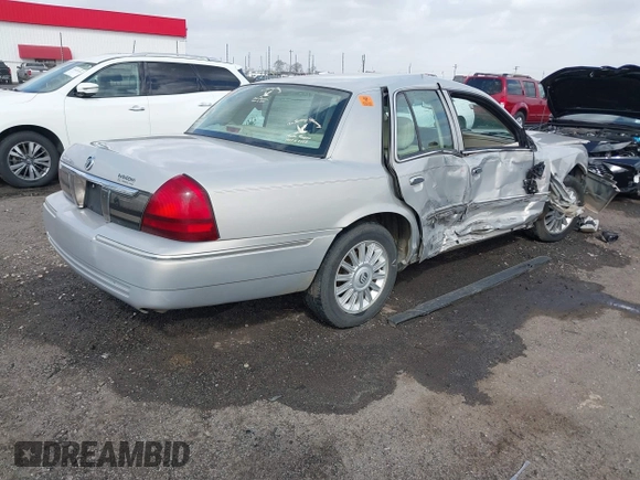 2008 Mercury Grand Marquis LS z VIN 2MEFM75V78X657966, wystawiony jako IAAI lot #41802080 z przebiegiem 113 846 mil mil oraz . Historia ofert i sprzedaży dostępna na DreamBid. Obrazek 4.