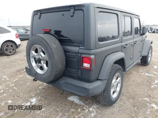 2021 Jeep Wrangler Unlimited Willys with VIN 1C4HJXDN7MW628767, listed as a IAAI auction lot 41270277 with 35,348 mi miles and . Bid and sale history available at DreamBid. Image 4.