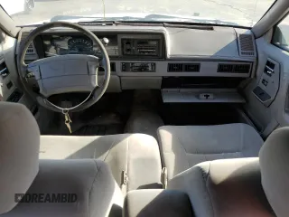 1996 Oldsmobile Cutlass Ciera 1SA VX5 z VIN 1G3AJ55M3T6365624, wystawiony jako Copart lot #47762334 z przebiegiem 142 058 mil mil oraz Szkody całkowita. Historia ofert i sprzedaży dostępna na DreamBid. Obrazek 8.