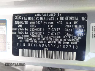 2019 Kia Sorento LX V6 with VIN 5XYPGDA59KG482718, listed as a IAAI auction lot 41732720 with 94,610 mi miles. Bid and sale history available at carsss.com. Image 9.
