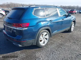 2021 Volkswagen Atlas 3.6L V6 SE w/Technology with VIN 1V2HR2CA1MC559181, listed as a IAAI auction lot 41606635 with 42,890 mi miles. Bid and sale history available at carsss.com. Image 4.