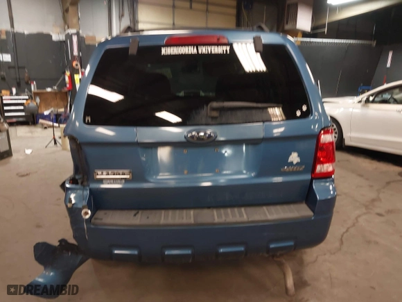 2009 Ford Escape XLT with VIN 1FMCU93G99KB70918, listed as a IAAI auction lot 41942399 with 141,158 mi miles. Bid and sale history available at carsss.com. Image 16.