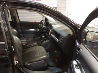 2016 Jeep Compass Latitude with VIN 1C4NJCEA5GD548777, listed as a IAAI auction lot 41263925 with 155,214 mi miles and . Bid and sale history available at DreamBid. Image 5.