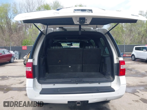 2011 Ford Expedition Limited with VIN 1FMJU2A58BEF04375, listed as a IAAI auction lot 41996885 with 194,621 mi miles and . Bid and sale history available at DreamBid. Image 18.