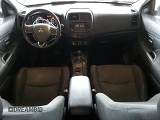 2016 Mitsubishi Outlander ES z VIN JA4AP3AU0GZ062470, wystawiony jako Copart lot #50078065 z przebiegiem 86 669 mil mil oraz Szkoda całkowita • Salvage title. Historia ofert i sprzedaży dostępna na DreamBid. Obrazek 8.