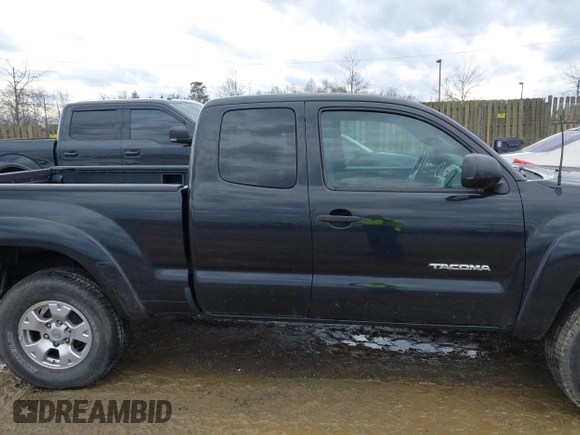 2010 Toyota Tacoma with VIN 5TEUU4EN8AZ696495, listed as a IAAI auction lot 41476399 with 141,396 mi miles and . Bid and sale history available at DreamBid. Image 13.