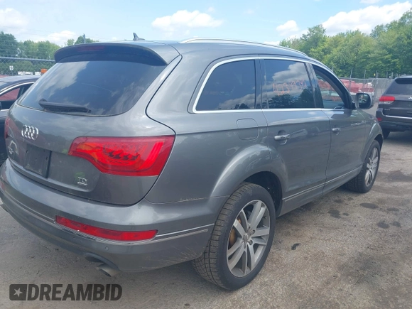 2011 Audi Q7 Prestige with VIN WA1VMAFEXBD004940, listed as a IAAI auction lot 42399343 with 159,803 mi miles and . Bid and sale history available at DreamBid. Image 4.