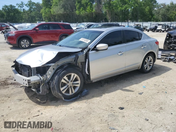 2013 Acura ILX with VIN 19VDE1F32DE021724, listed as a Copart auction lot 51819395 with 138,438 mi miles and Salvage Title. Bid and sale history available at carsss.com. Image 1.