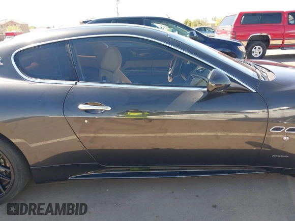 2009 Maserati GranTurismo с VIN ZAMHL45A390047969, выставлен на аукционе IAAI как лот 41864637 с пробегом 37 590 миль миль и . История ставок и продаж доступна на DreamBid. Изображение 14.
